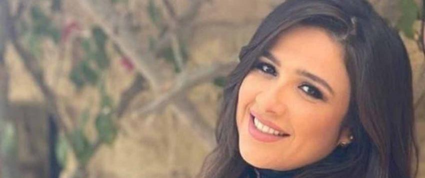 ياسمين عبد العزيز