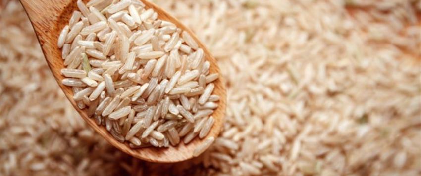 الأرز البني