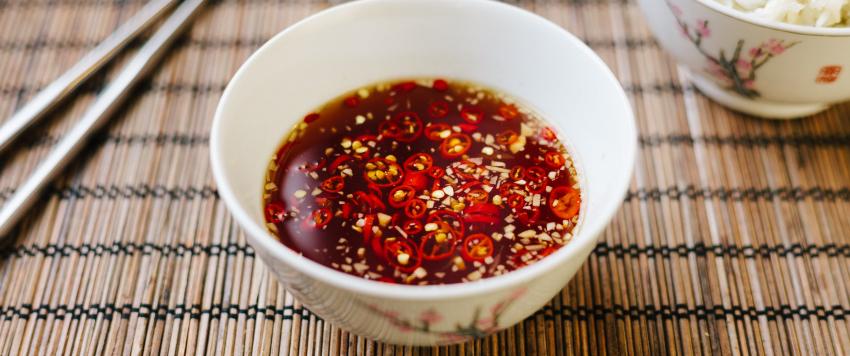 الصلصة المالحة والحلوة: الطريقتان الأكثر شهرة 