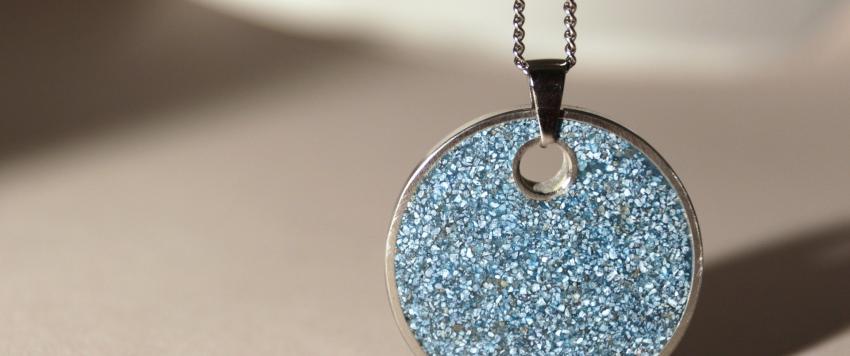 شاهدي هذه المجموعة الفريدة من إكسسوارات "لورانس وشميدت" 