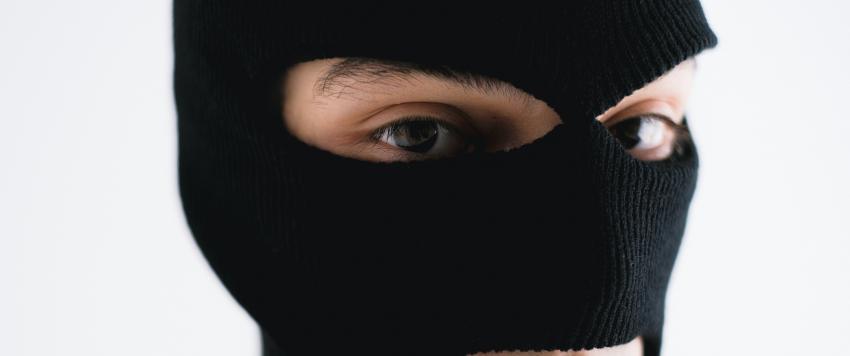 تفسير حلم الحرامي في البيت