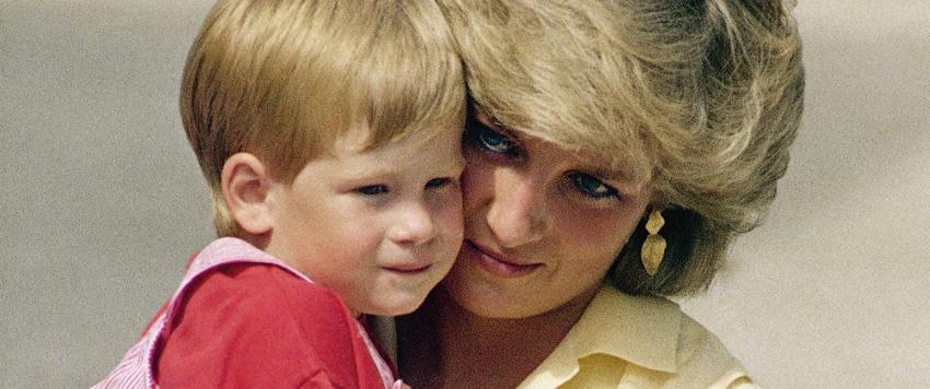 هل يخطط الأمير هارى وميغان ماركل لانتاج فيلم جديد يكشف عن دور العائلة المالكة في قتل "ديانا"؟