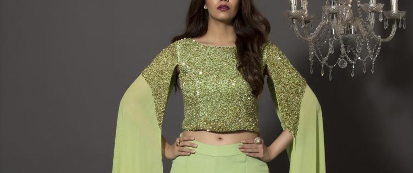 على غرار نجمات بوليوود تألقي بموضة أكمام الكاب