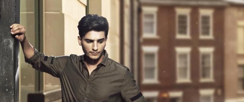 محمد عساف وعروسه يرقصان على أغنية "بدنا نولع الجو"
