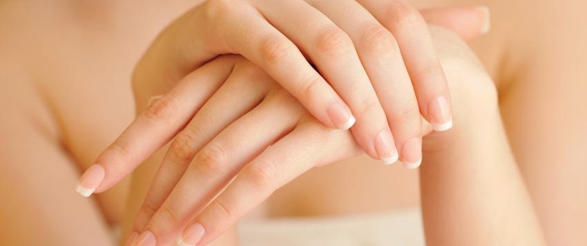 نصائح للحفاظ على أظافر صحيّة وقوية خلال الحجر المنزلي