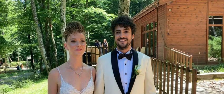 تانير اولماز وزوجته