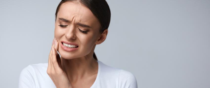 علاجات منزلية للتخلص من آلام الأسنان