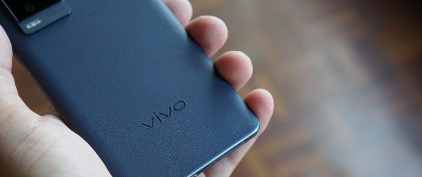 فيفو تكشف رسميا عن هاتف Y52 5G vivo‏