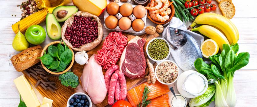 10 أطعمة تعزز مستويات الكيراتين في الجسم