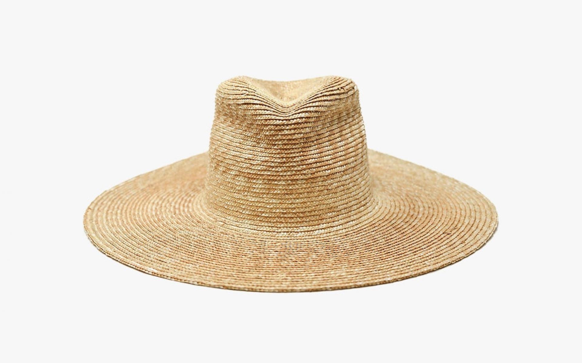 قبعة شمسية قش